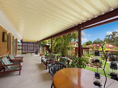 18 Donna Avenue, Rochedale South