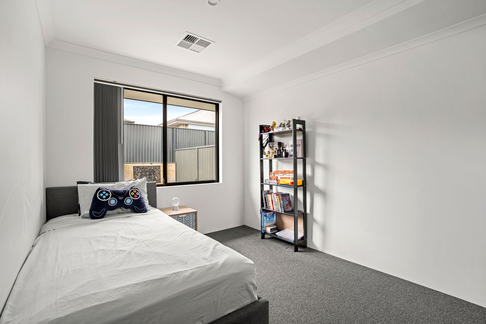 15 COLOSSEUM ENTRANCE, Baldivis