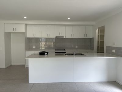 4 Leatherwood Street, Fernvale