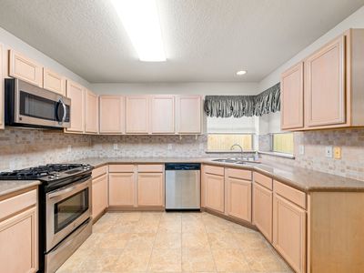 3031 W Cedar Sun Trl, Katy, TX, International