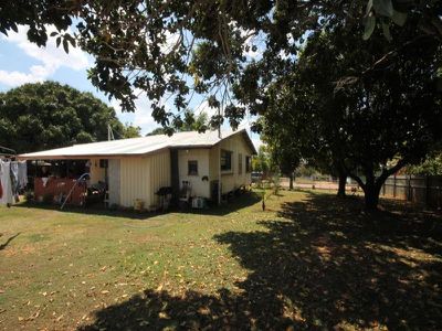 3 DEVEREUX STREET, Queenton