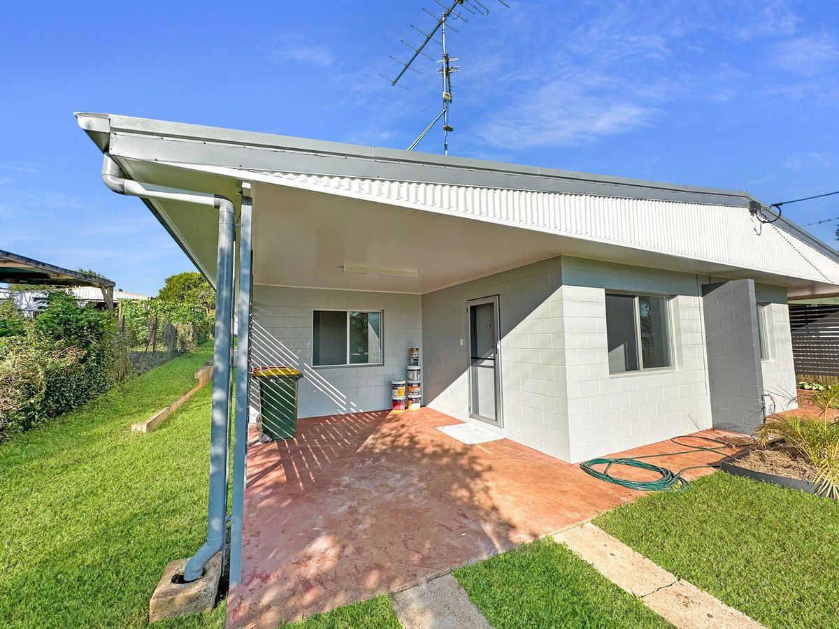 1 / 10 Second Avenue, Atherton