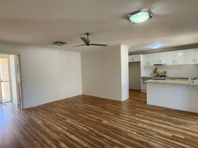 8 Iroquois Court, Brassall