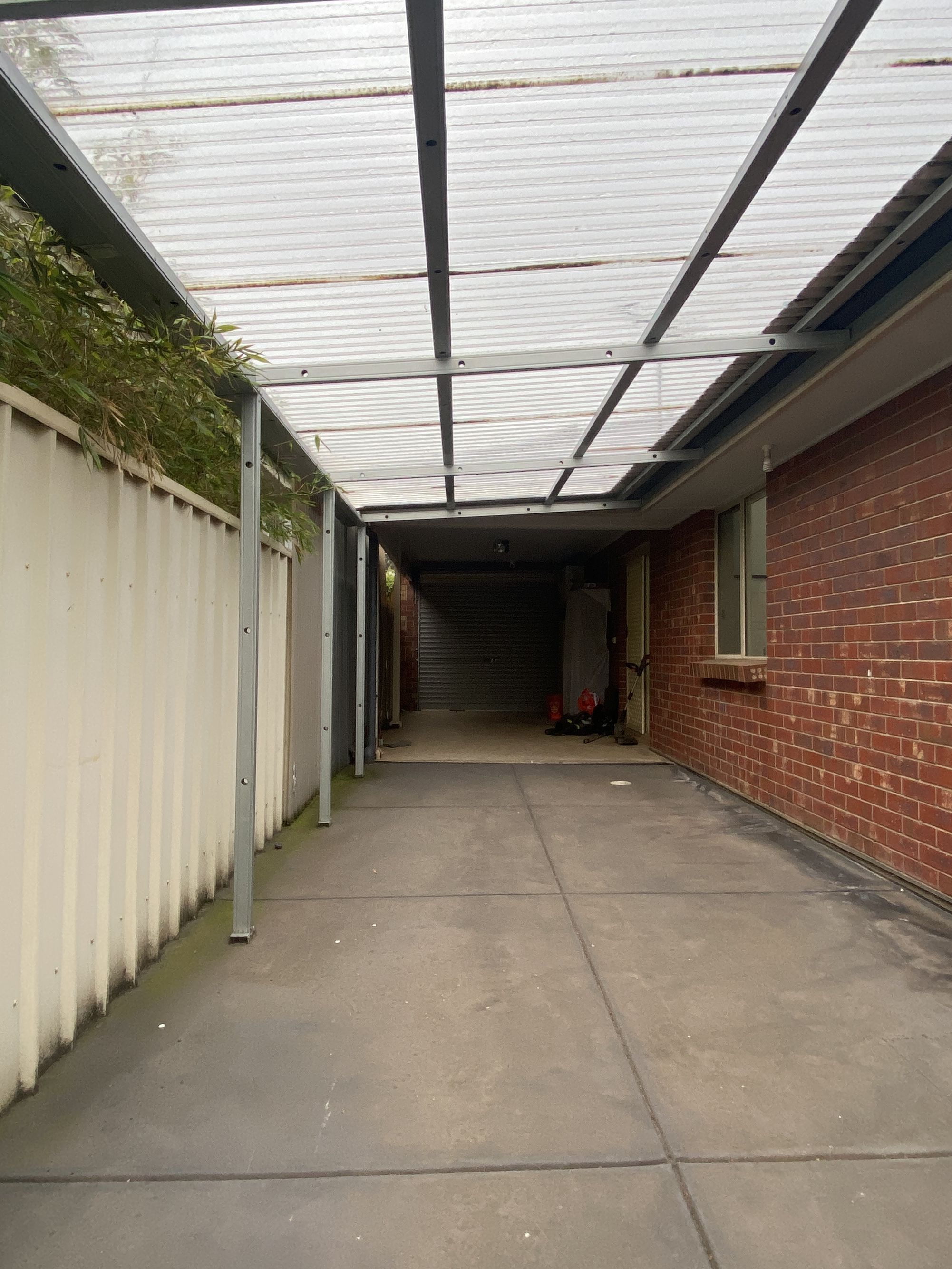 1A Bank Street, Kilburn