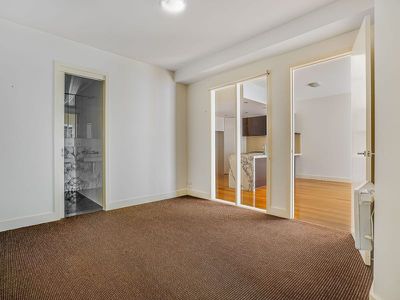 18 / 10 Tennyson Street, St Kilda
