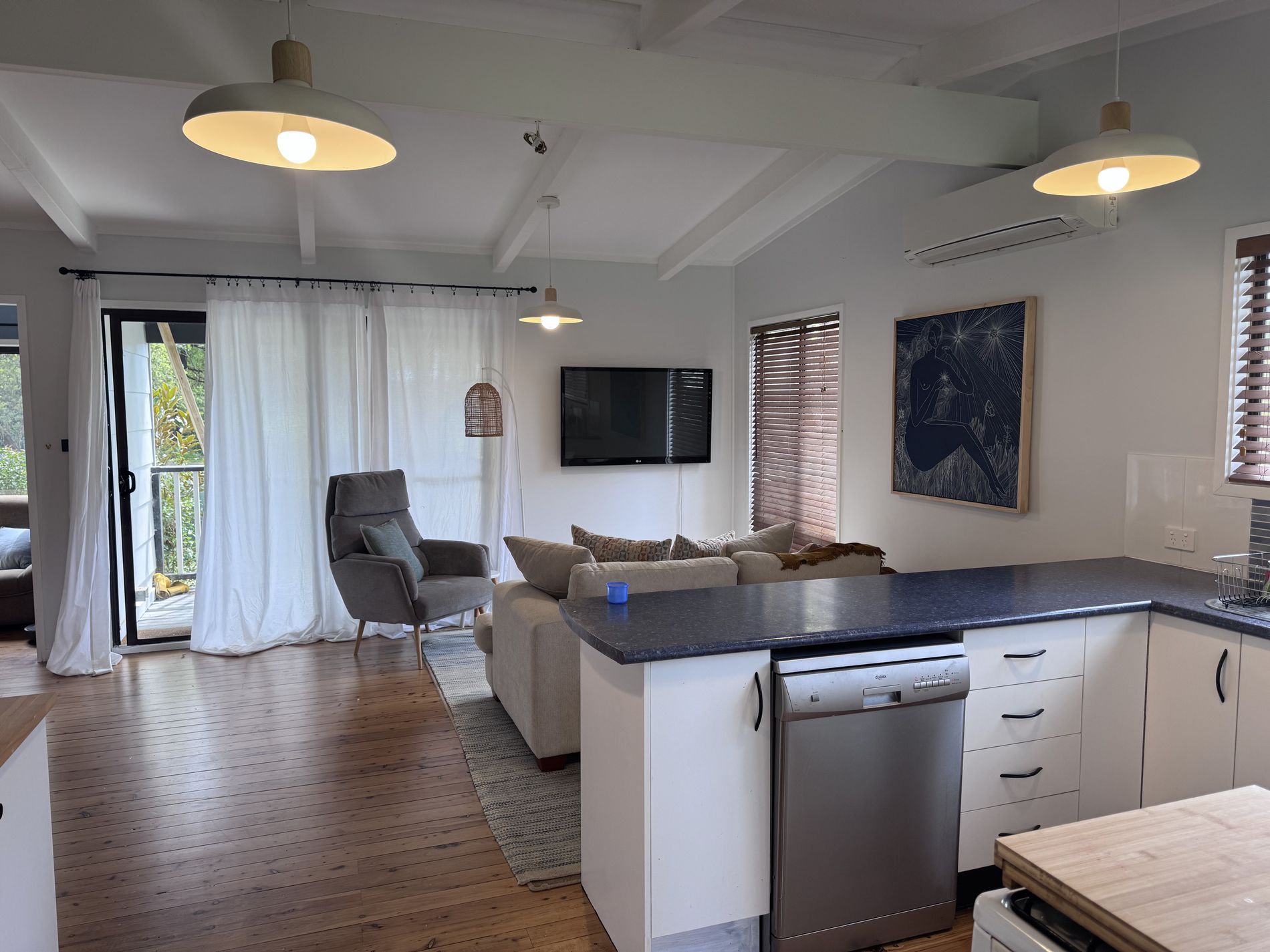 36 Alma Avenue, Fishermans Paradise