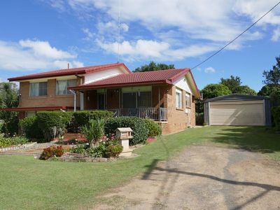 6 Bruce Parade, Glass House Mountains