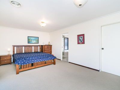 3 Langley Way, Booragoon