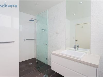 2.06 / 79-87 Princes Highway, Kogarah