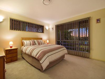 12 Salamander Place, Rochedale South