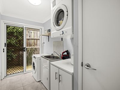 9 Diva Lane , Glenvale