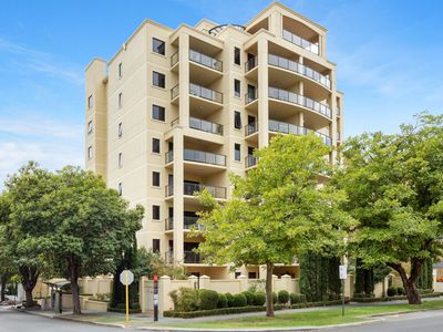 25 / 16 Kings Park Road, West Perth