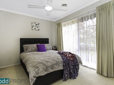 1 Fairy Dell Court, Heathcote