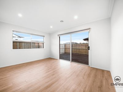 1 Rockdale Road, Clyde North