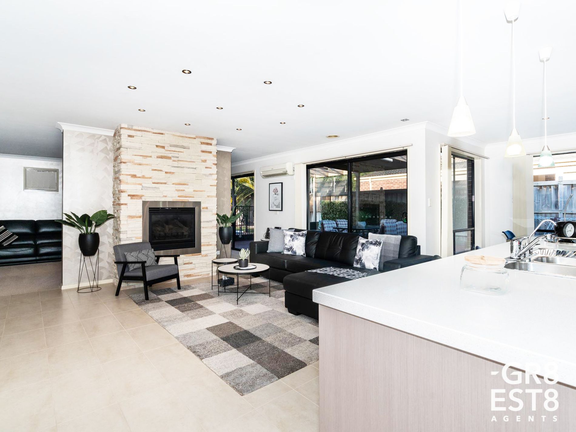 24 Von Nida Drive, Cranbourne North