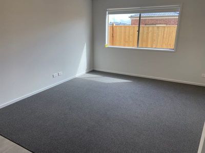 4 Rosebank Road, Thornhill Park
