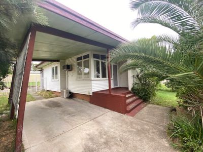 24 Karoola Street, Busby