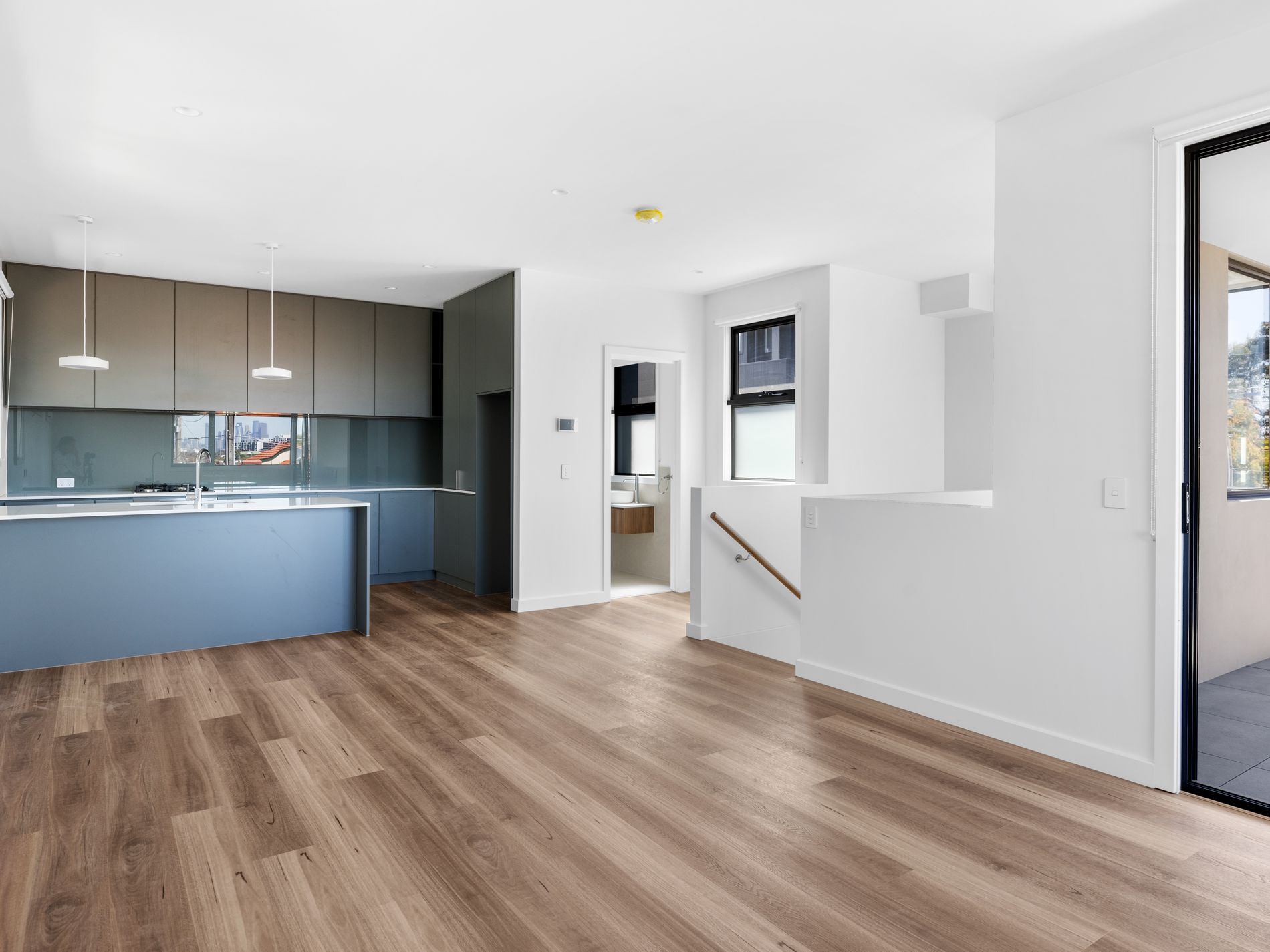 1 / 12 Irvine Crescent, Brunswick West