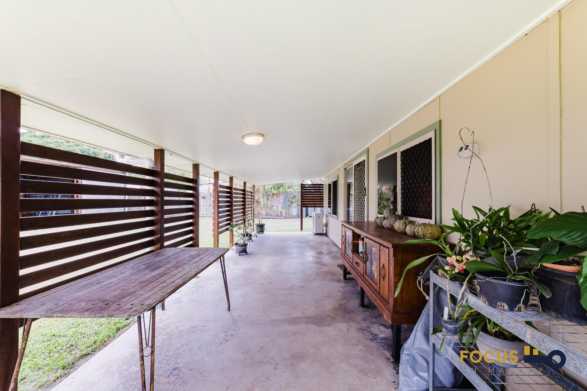 83 Gibsons Road, Racecourse