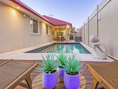 121 Ropley Road, Wynnum West