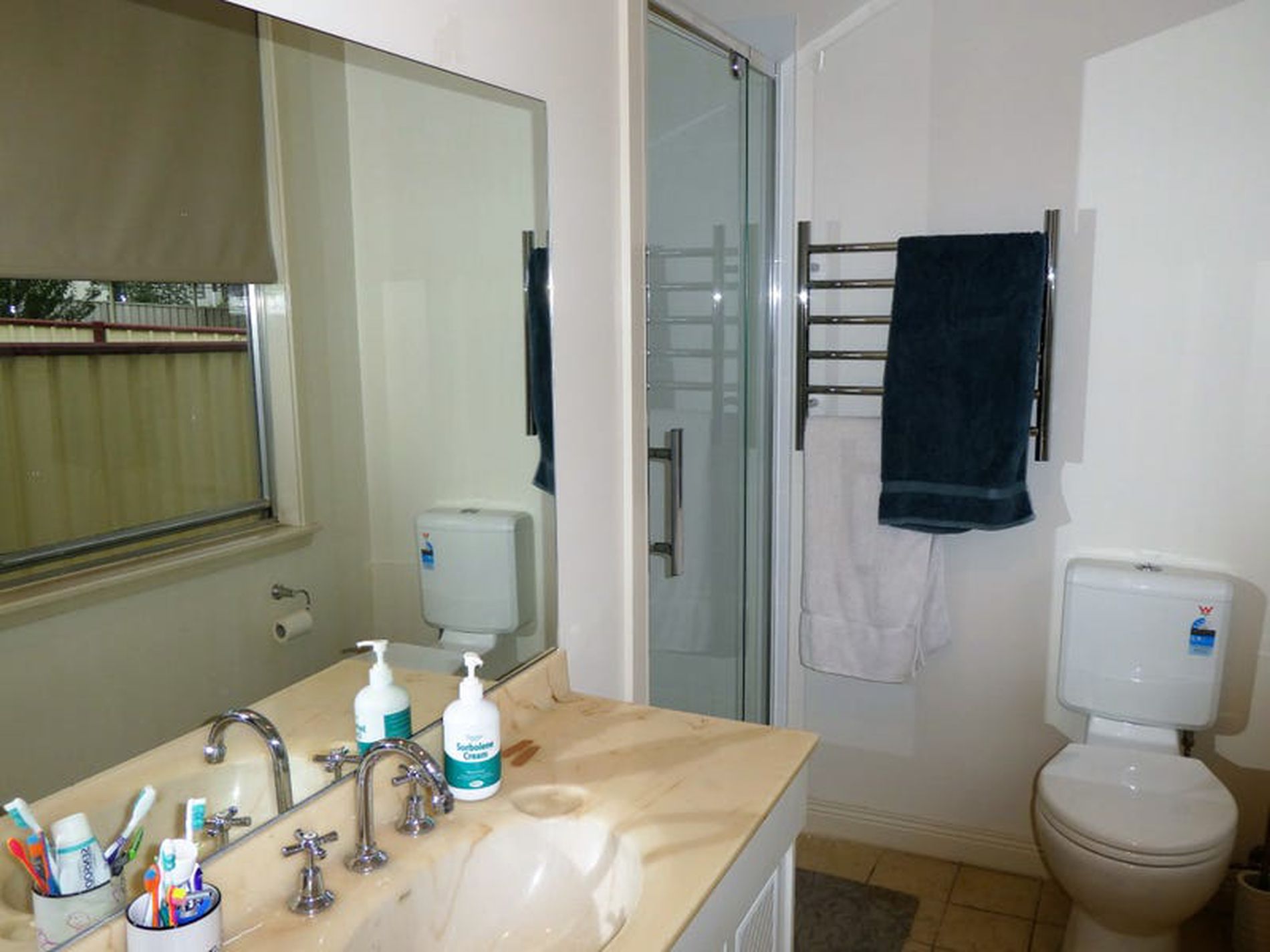 8 Sinclair Cres, Seymour