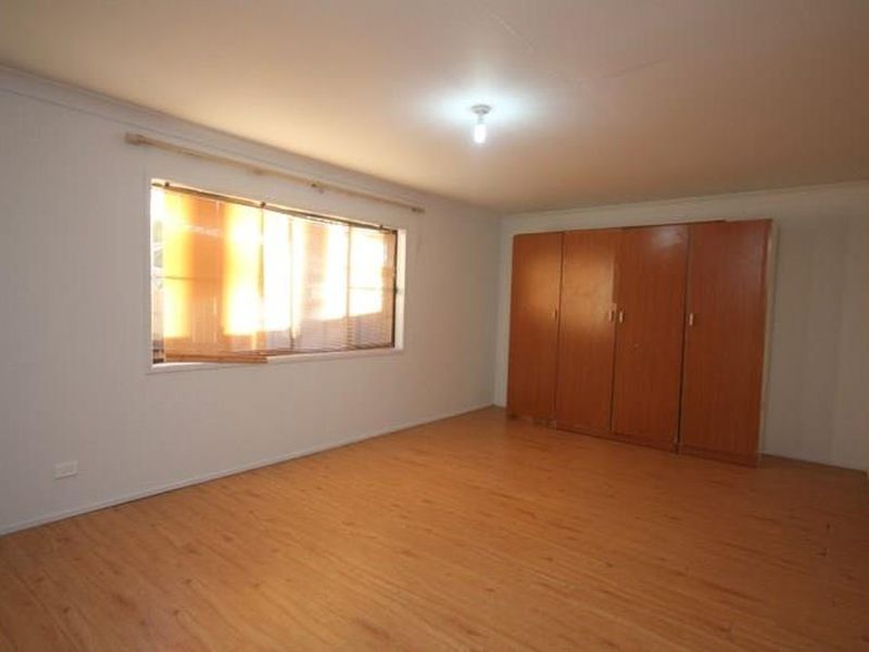 203 Moorefields Road, Roselands