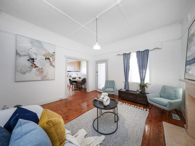 18 Roxburgh Street, Ascot Vale