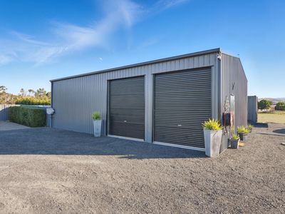 39 Lachlan Court, Brighton