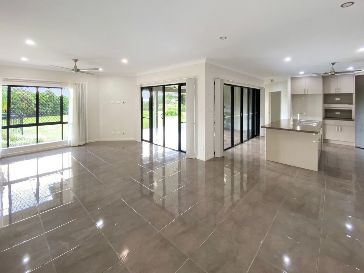 16 Webster Street, Atherton