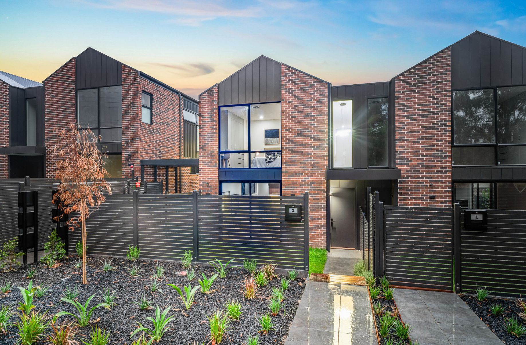 2 / 142-144 Warrigal Road, Camberwell