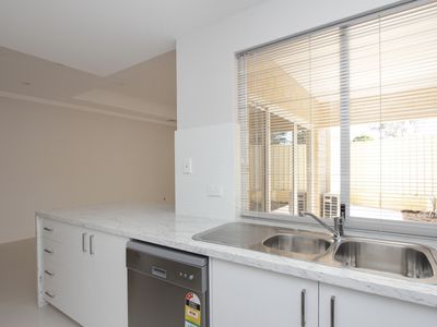 22C Emsworth Way, Balga