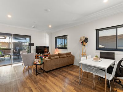 10 / 25 Dalmatio Street, Bilingurr