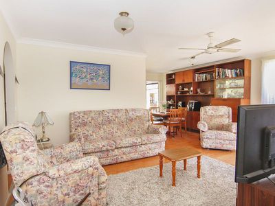14 Goldens Road, Forster