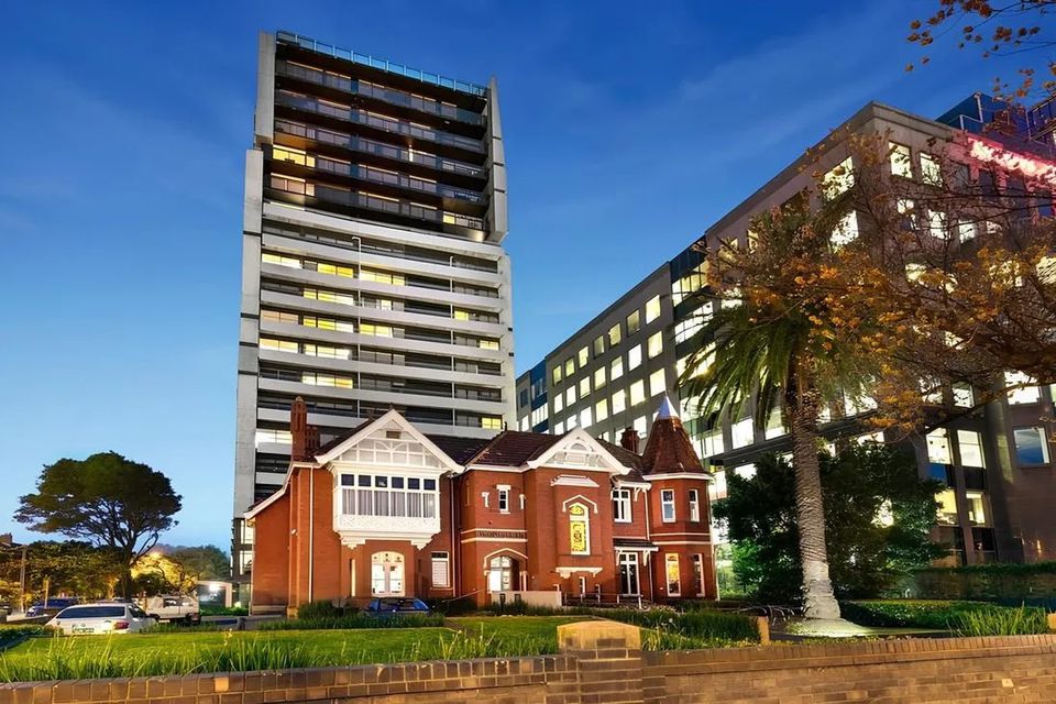 525 / 572 St Kilda Road, Melbourne