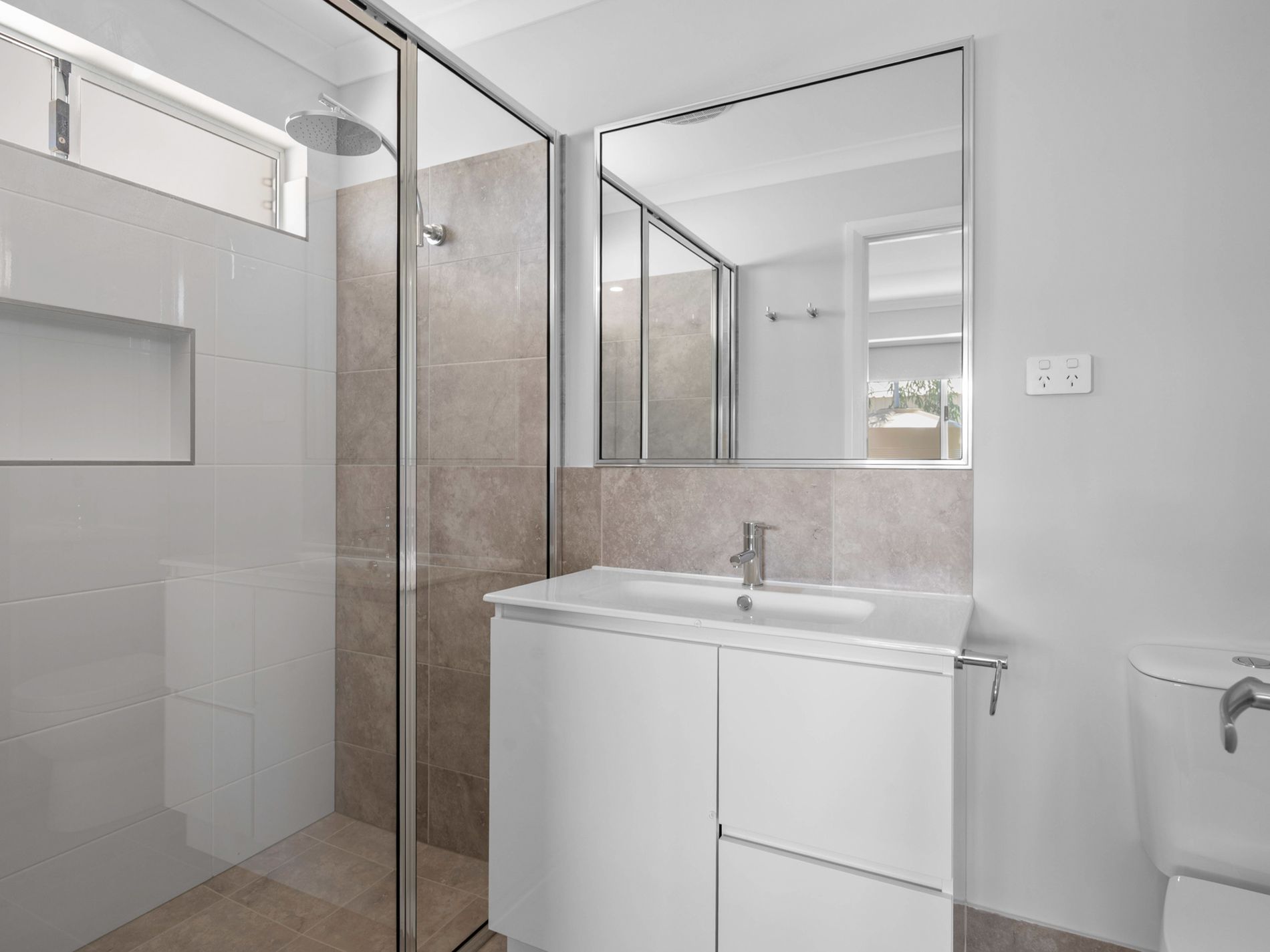 12B Ivanhoe Street, Boulder