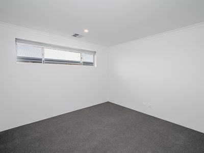 4 Malurus Way, Wellard