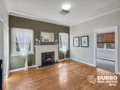 166 Gipps Street, Dubbo