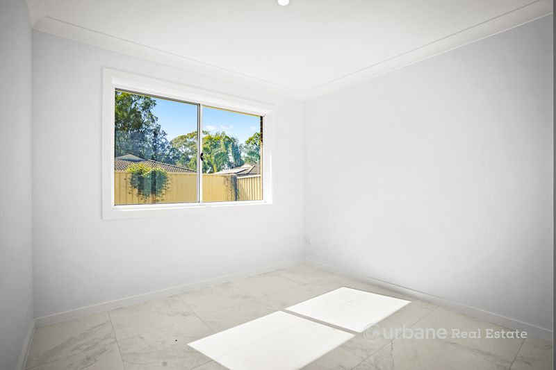 25 & 25A Adelphi Crescent, Doonside
