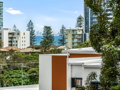 12 / 7 Stapylton Street, Coolangatta