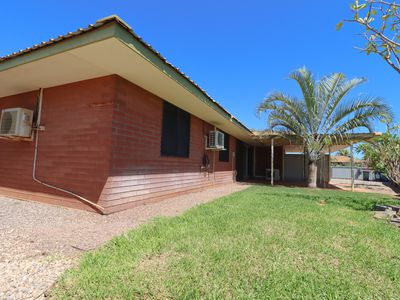 48 Etrema Loop, South Hedland