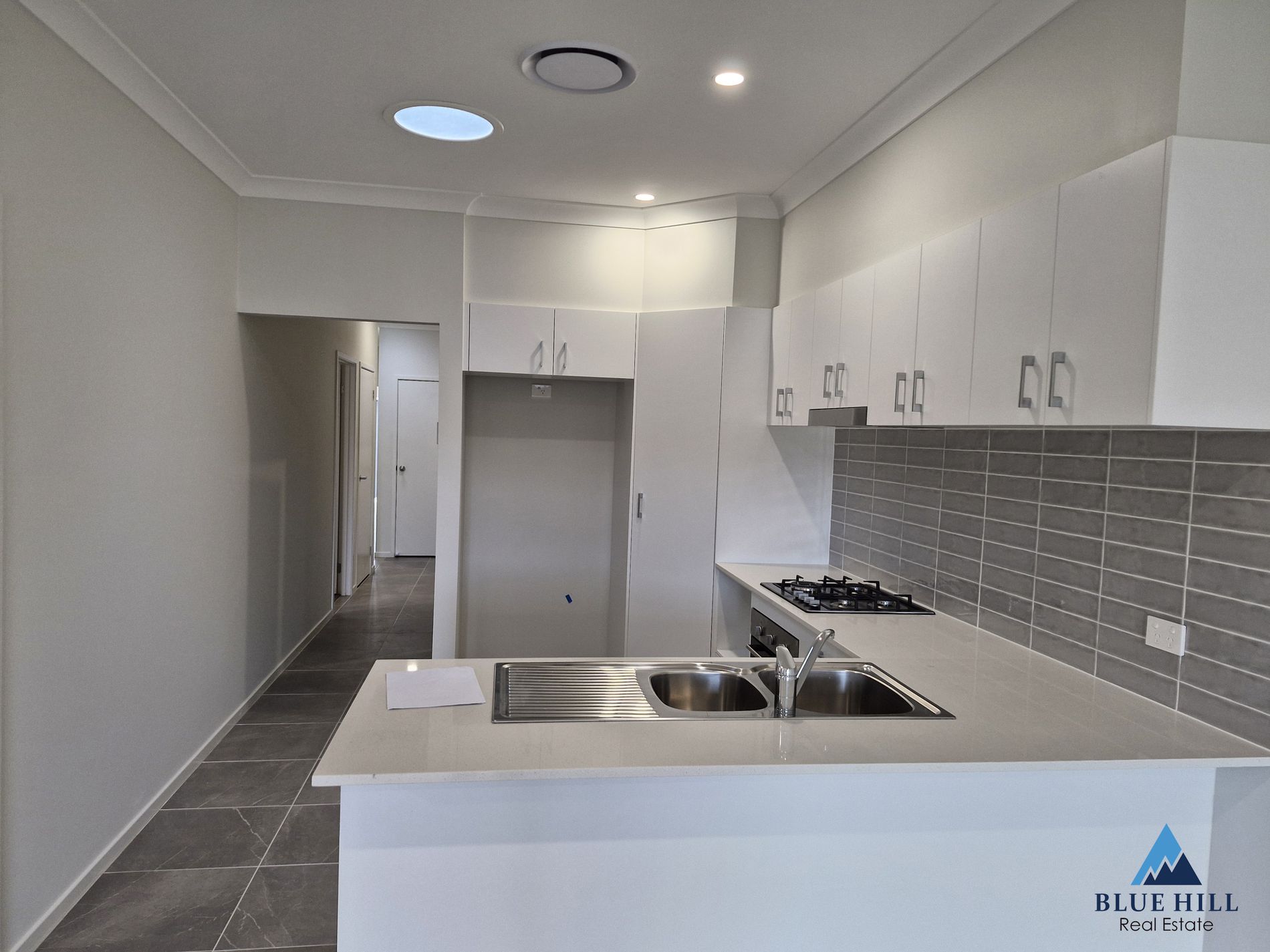 2 / 94 Settlers Boulevard, Chisholm