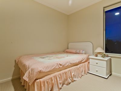 10 Matsen Close, Booragoon