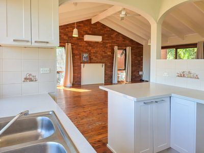 5 Burrawang Crescent, Sunshine Bay