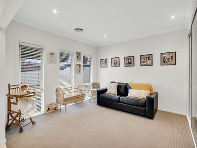 16 Yale Court, Wangaratta