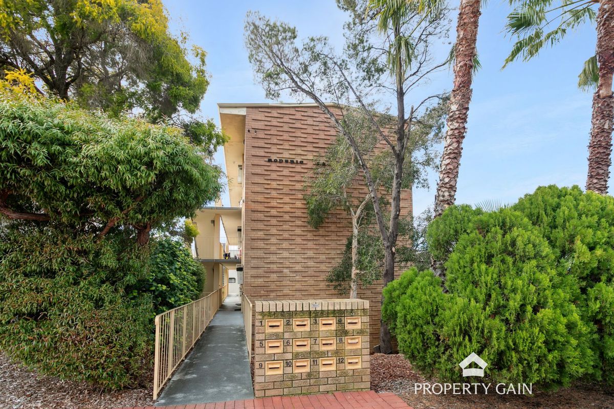 10 / 82 Broadway, Crawley