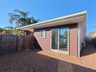 1 / 62 Sandy Camp Rd, Wynnum West