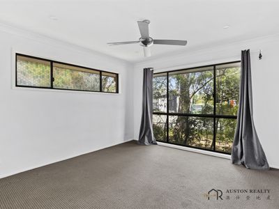 40 Cinderella Drive, Springwood