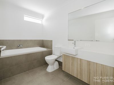 1 / 12 Loder Way, South Guildford