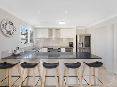 4 Wirruna Street, Woongarrah