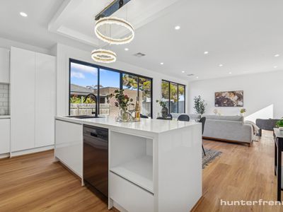 2 / 1 Almond Avenue, Brooklyn